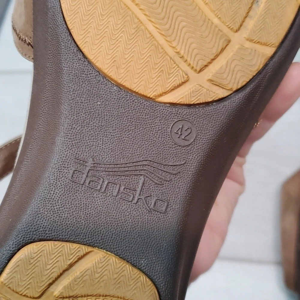 Dansko Women Iris Nubuck Comfort Leather Ankle Strap Sandals shoes sz 42/11.5-12